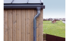 Кронштейн трубы на дерево Grand Line PU 100 мм RAL 7024 мокрый асфальт